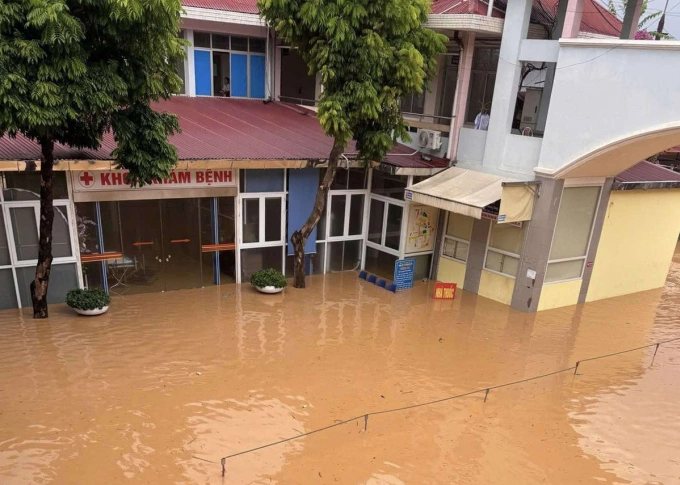 Lạng Sơn: Trung tâm Y tế khu vực Hữu Lũng bị cô lập do lũ